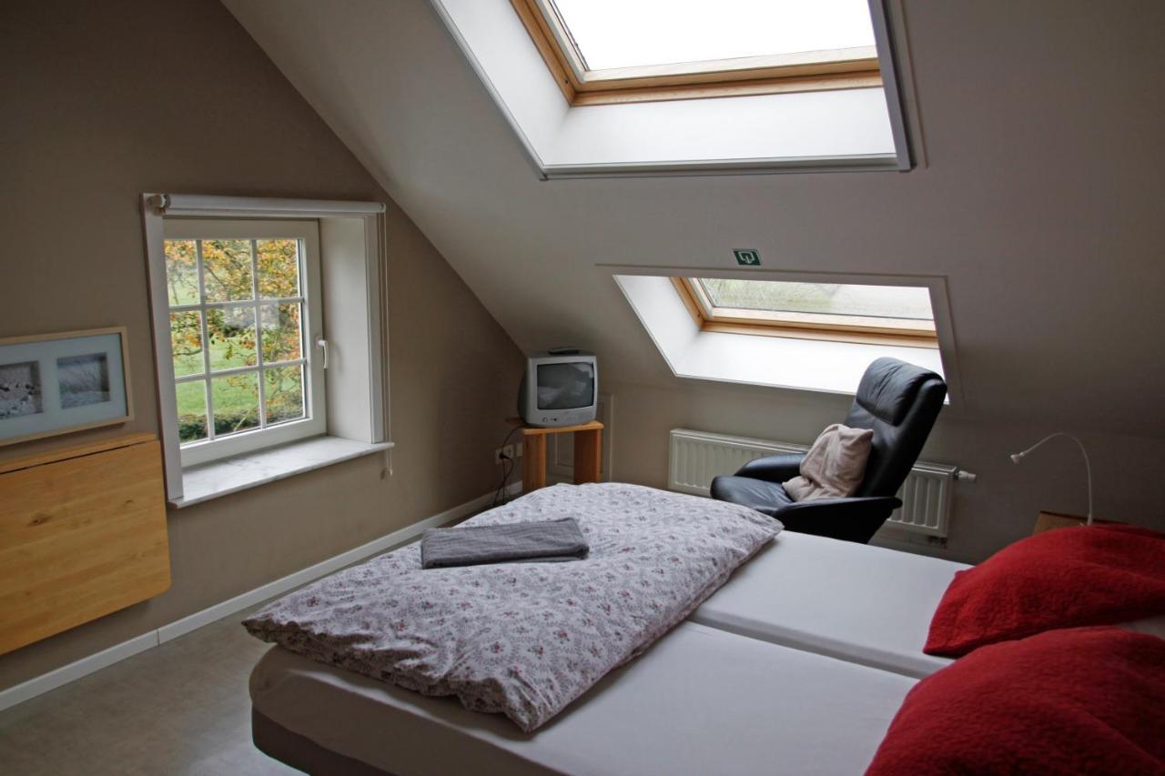Bed and Breakfast Hof Van Loverrijk Лир Экстерьер фото