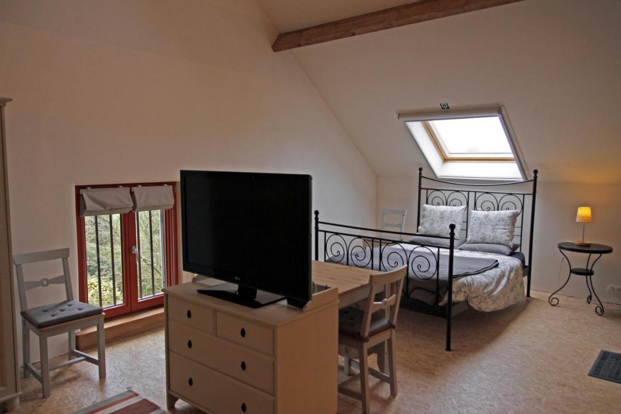 Bed and Breakfast Hof Van Loverrijk Лир Экстерьер фото